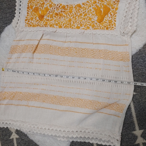 BOHO Embroidered Crochet Top M - Picture 9 of 11